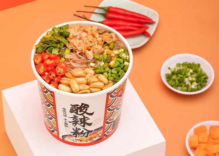 【品質(zhì)之選】桶裝泡面封口包裝生產(chǎn)線：攜手陳村、楊掌柜、金華、顧大嫂、統(tǒng)一，共鑄食品包裝新篇章